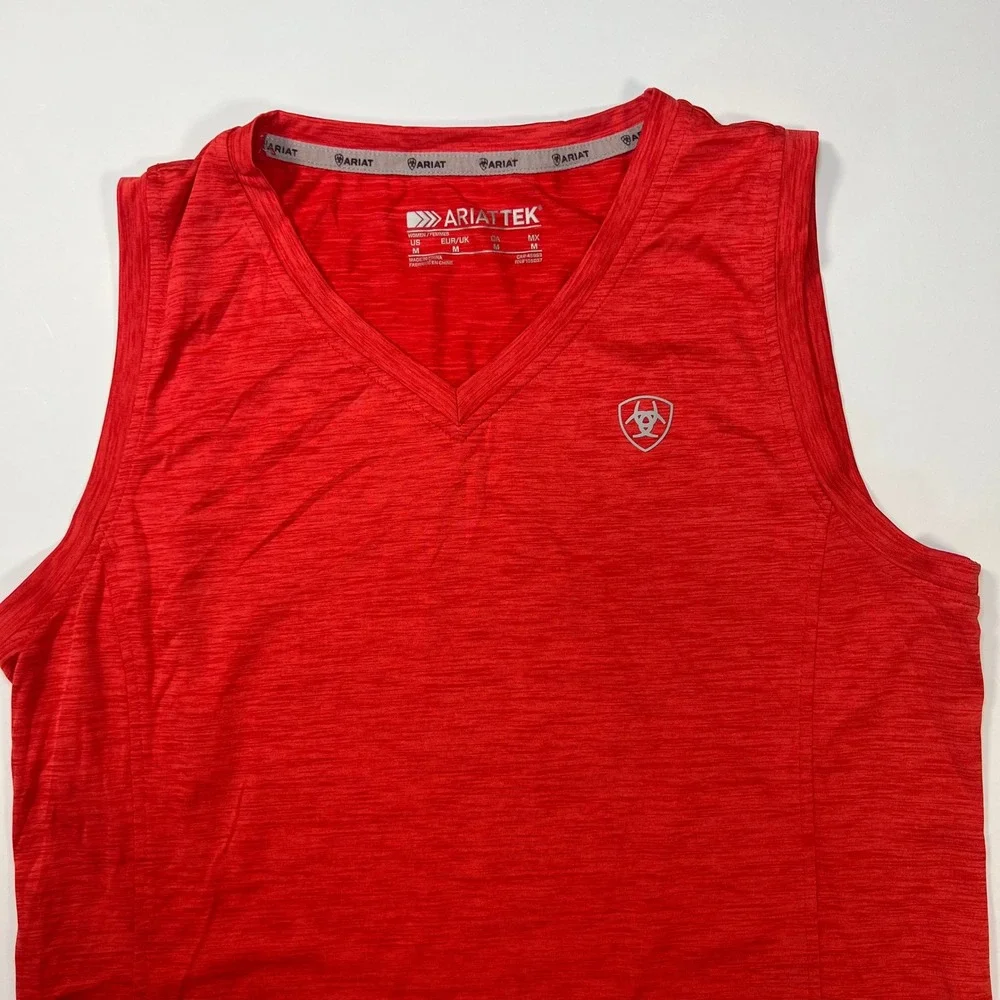Ariat Tank Top Medium Red AriatTEK V-Neck Performance Activewear Sleeveless - Picture 9 of 9